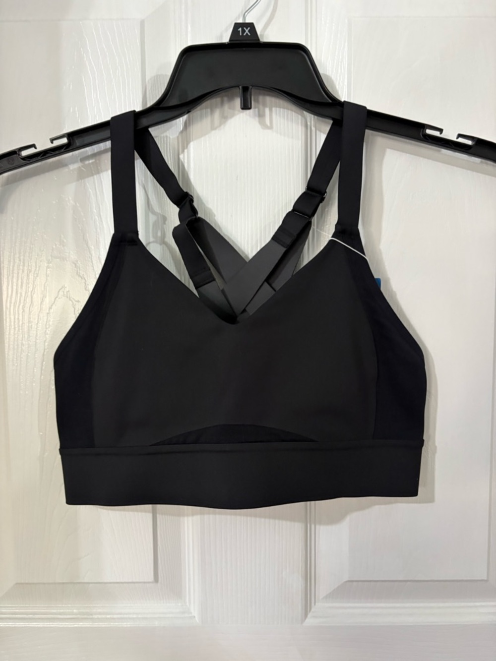Brooks Black Strappy Crossback Sports Bra